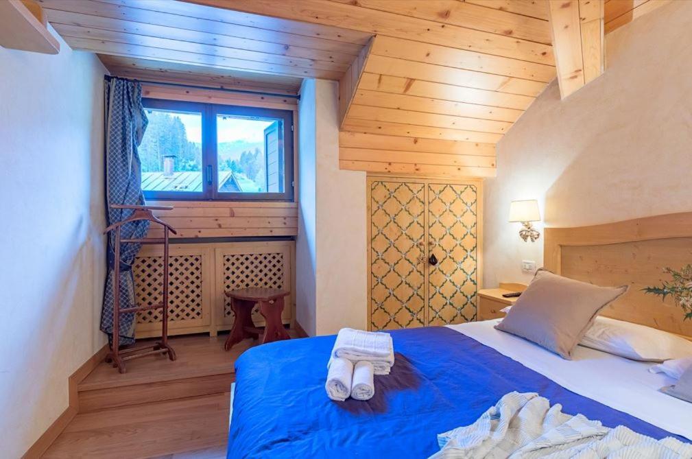 Deliziosa Mansarda Ai Piedi Della Pista 3Tre Apartment Madonna di Campiglio Exterior photo