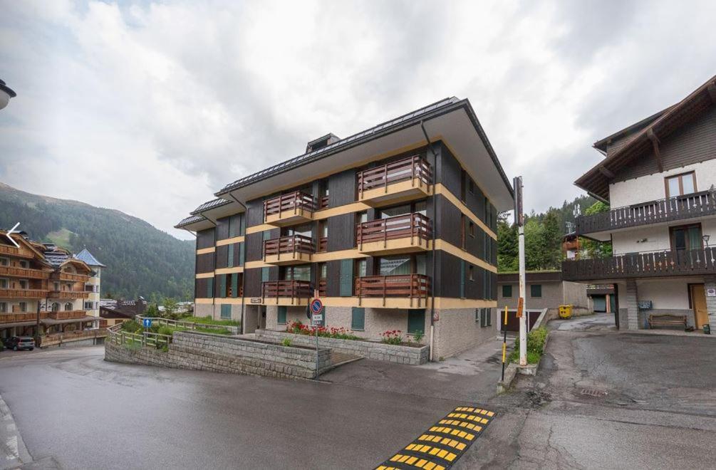 Deliziosa Mansarda Ai Piedi Della Pista 3Tre Apartment Madonna di Campiglio Exterior photo